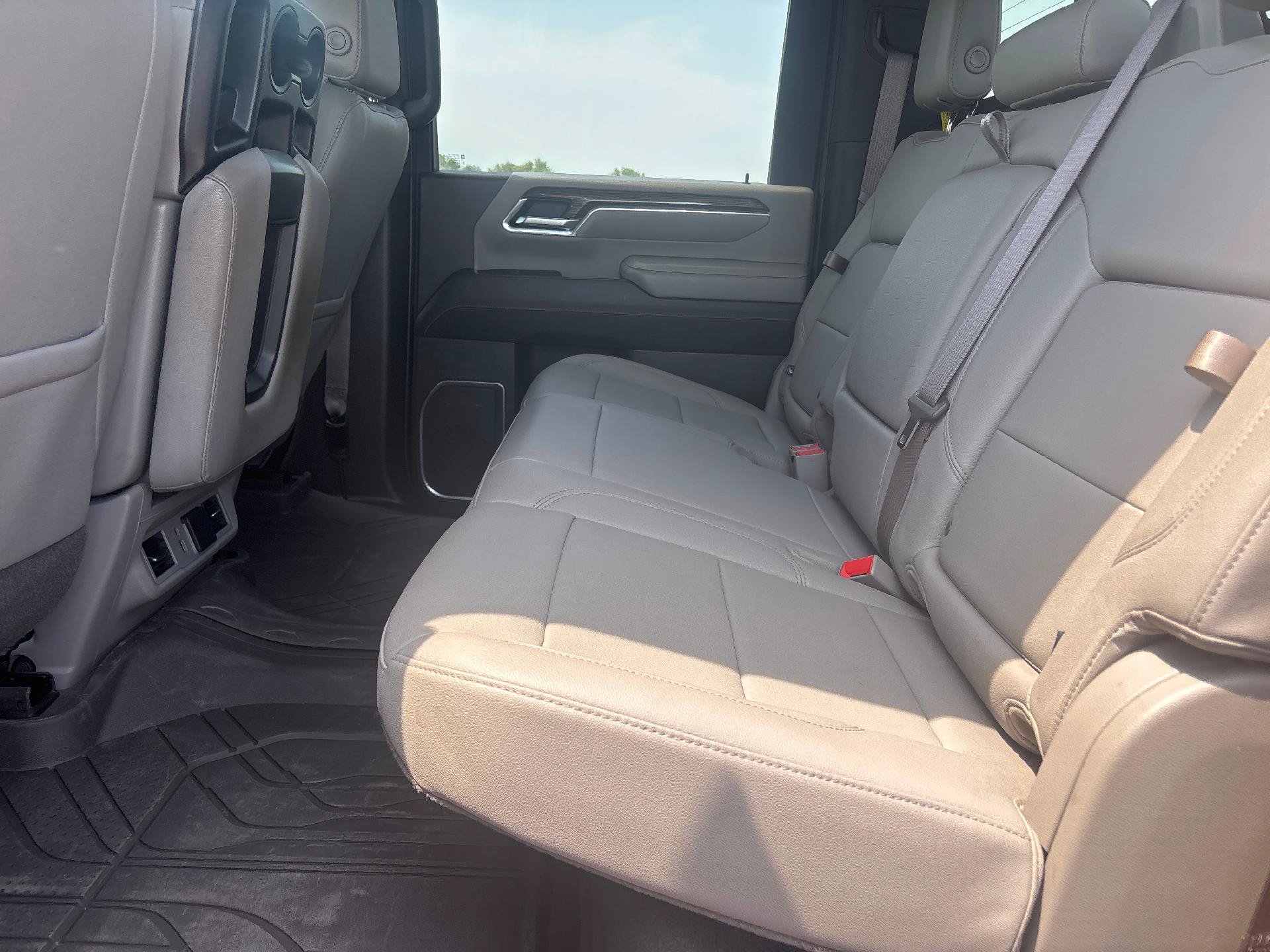 Used 2024 Chevrolet Silverado 2500 LT w/ Convenience Package AWD/4WD image 30
