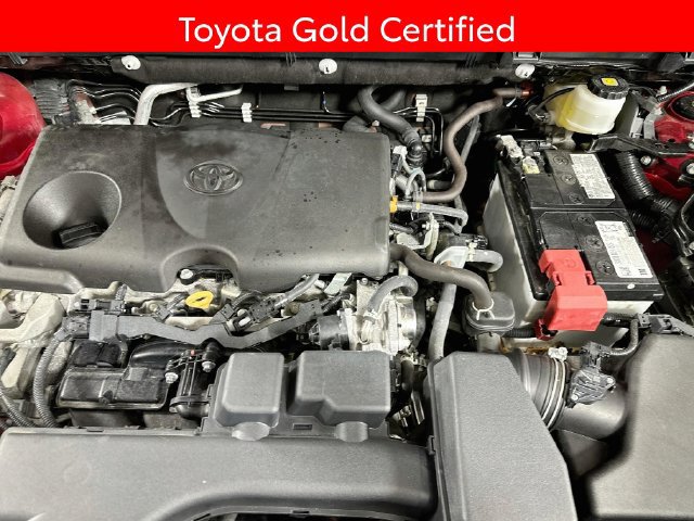 Certified 2024 Toyota RAV4 LE AWD/4WD image 32