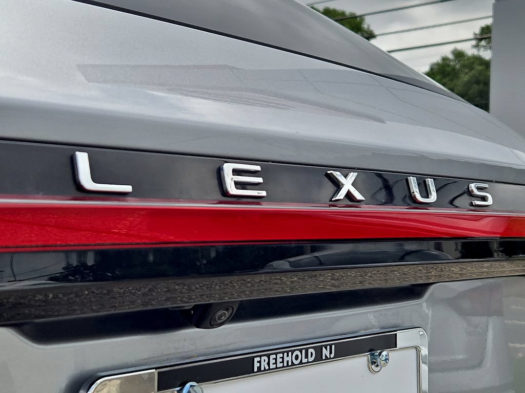 Used 2023 Lexus RX 350 Premium w/ Accessory Package AWD/4WD image 32
