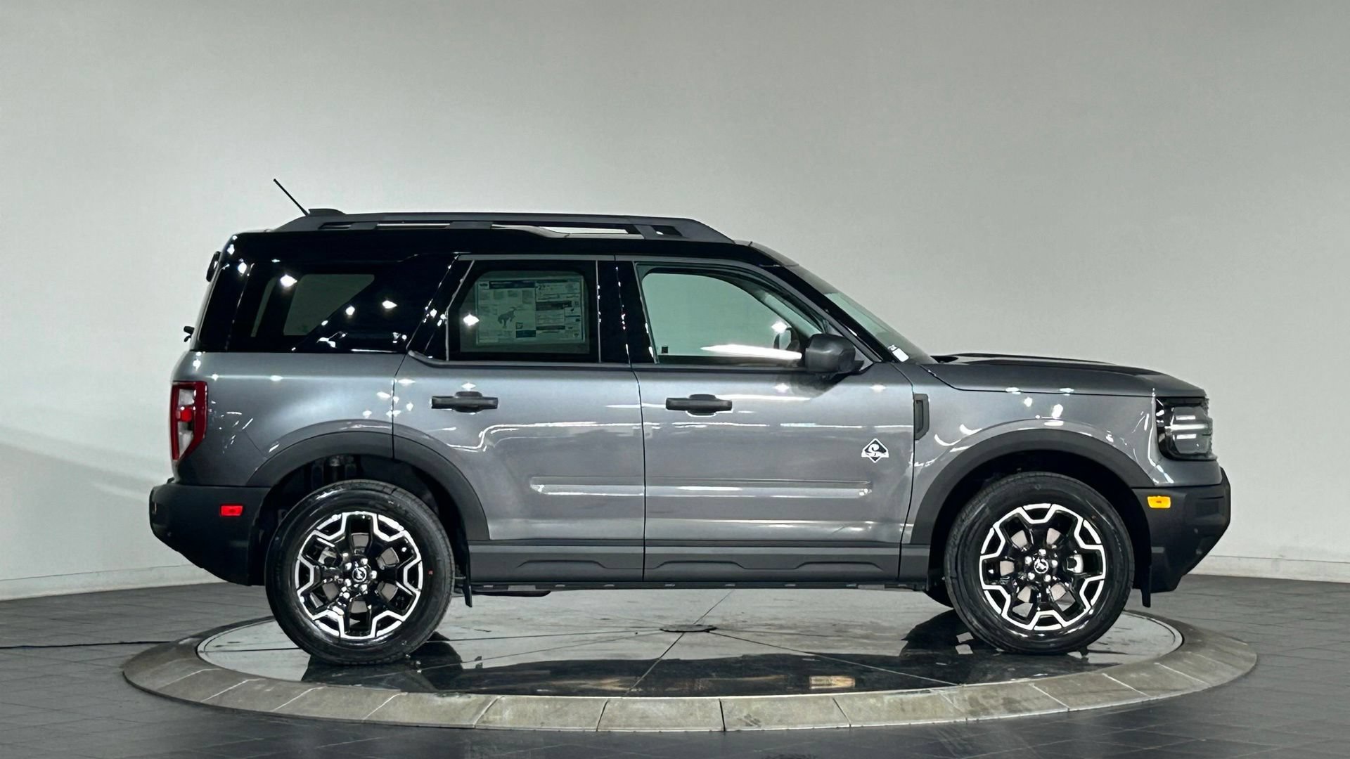 New 2026 Ford Bronco Sport Outer Banks w/ Outer Banks Tech Package+ AWD/4WD image 11