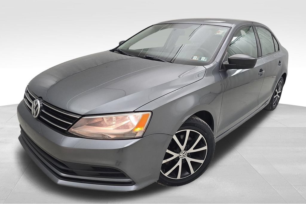 Used 2016 Volkswagen Jetta SE FWD image 1