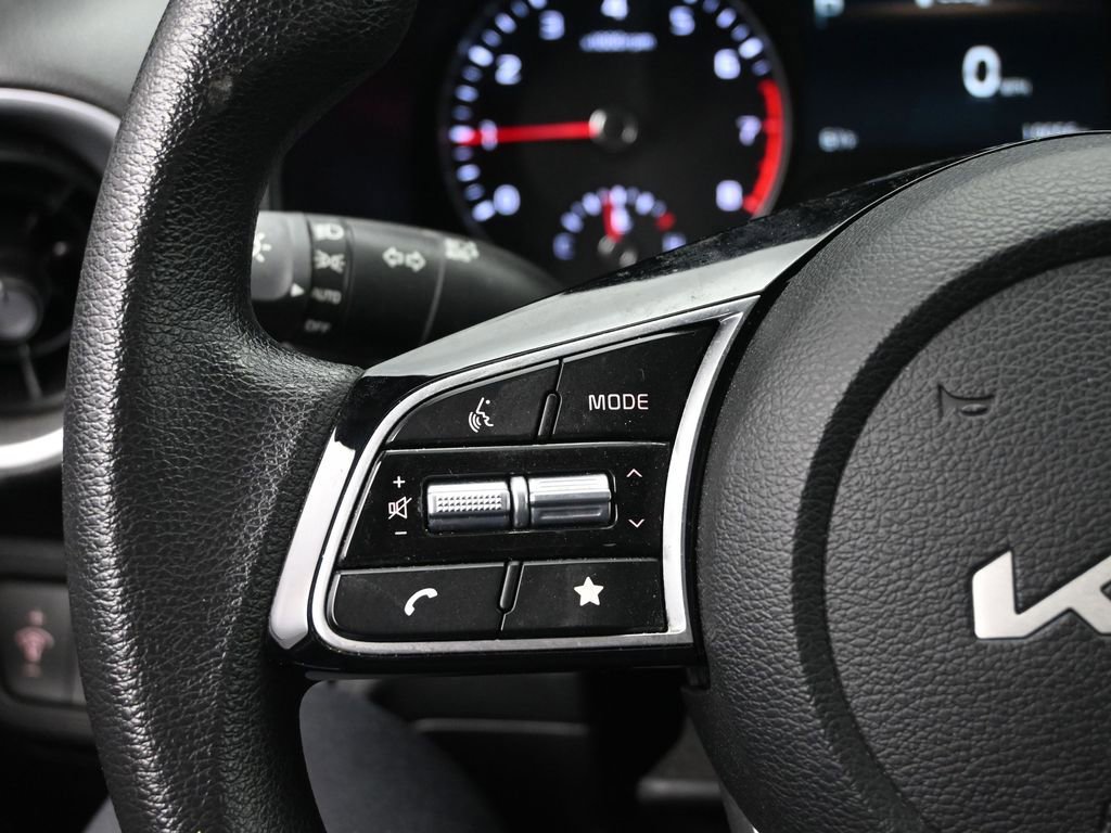 Used 2024 Kia Forte LXS image 15