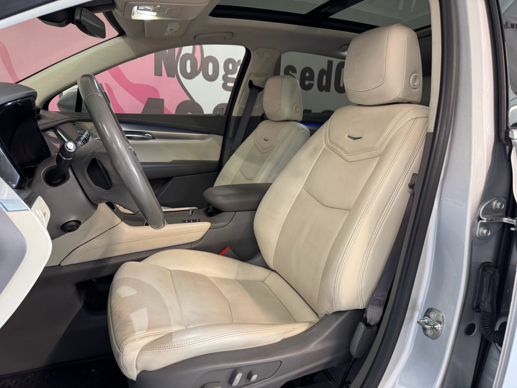 Used 2019 Cadillac XT5 Premium Luxury AWD/4WD image 18