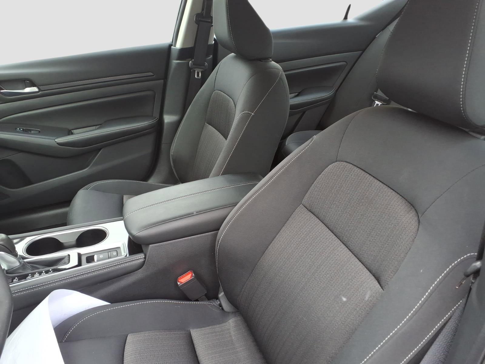 Certified 2024 Nissan Altima 2.5 SV w/ SV Premium Package image 11