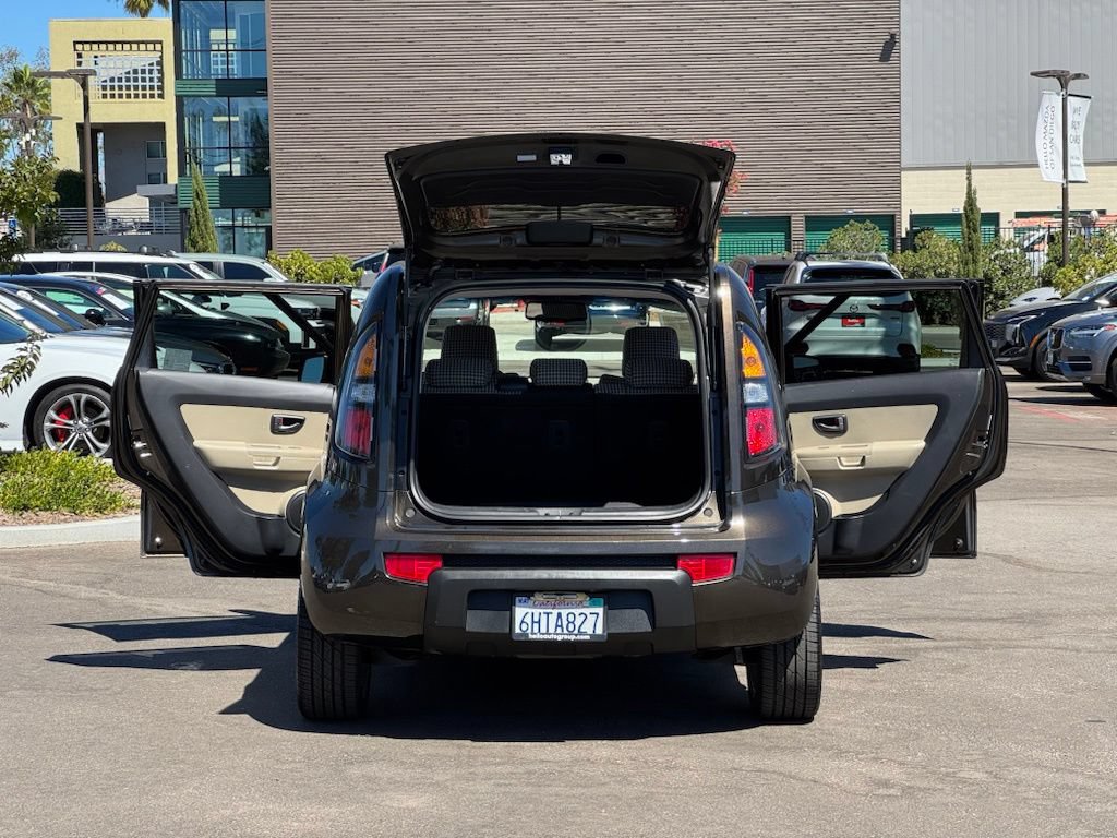 Used 2010 Kia Soul ! FWD image 27