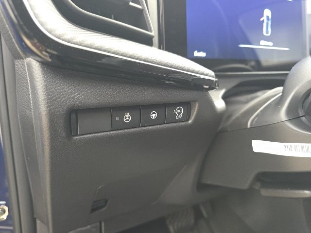 New 2027 Nissan Kicks SR w/ SR Premium Package FWD image 40