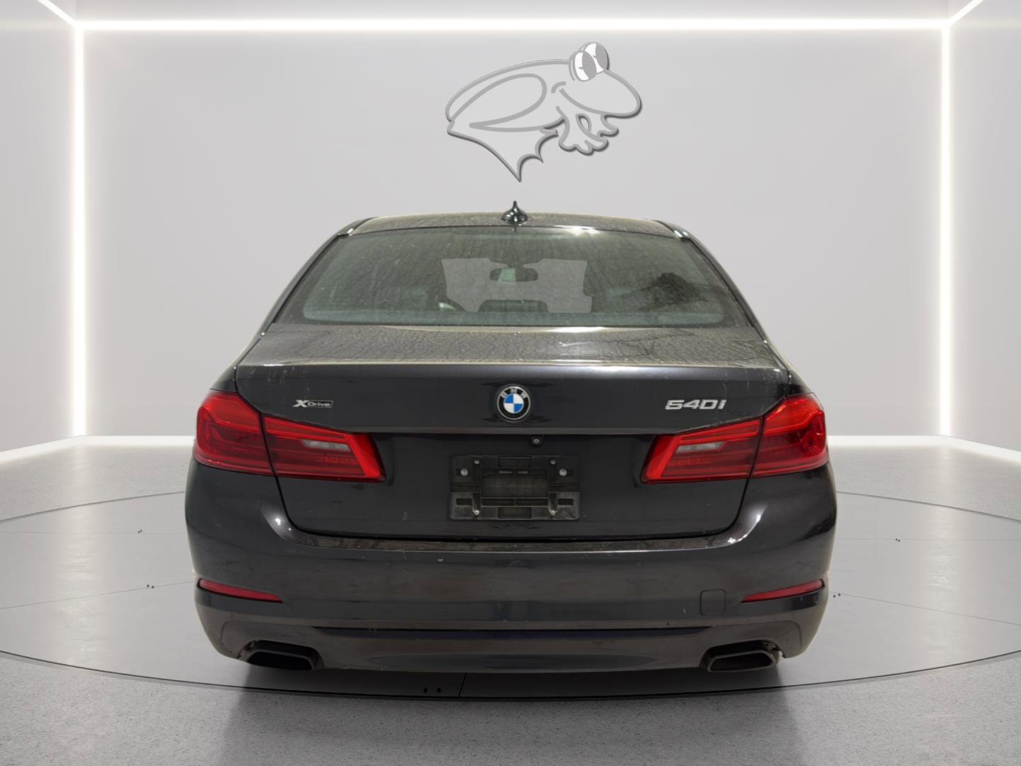 Used 2018 BMW 540i xDrive image 4