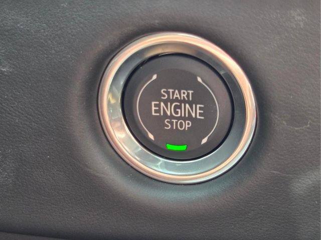 Certified 2026 Cadillac Escalade Platinum Luxury AWD/4WD image 30
