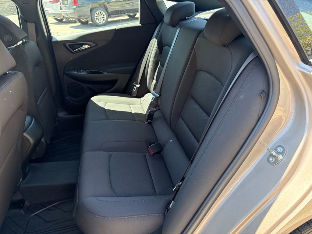 Used 2023 Chevrolet Malibu RS w/ LPO, Floor Liner Package FWD image 24