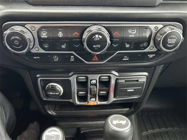 Used 2021 Jeep Wrangler Unlimited Sahara image 28