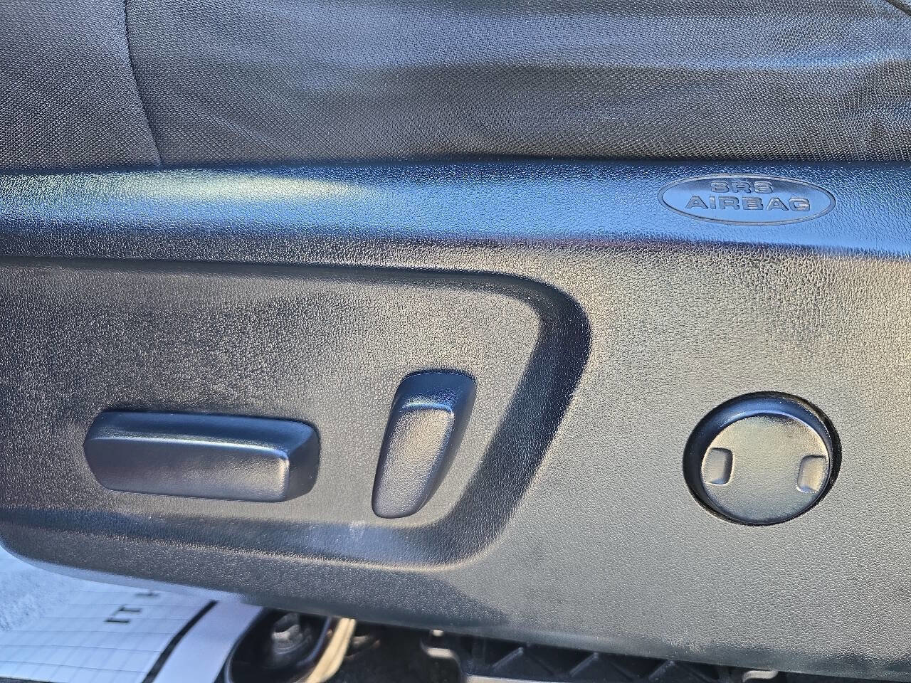 Used 2015 Toyota Tundra SR5 w/ TRD Off Road Package image 27