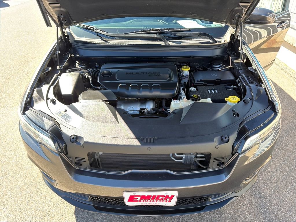 Used 2019 Jeep Cherokee Altitude image 20