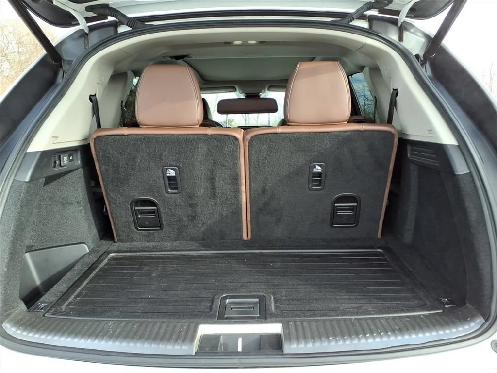 Used 2023 Acura MDX SH-AWD w/ Advance Package image 29