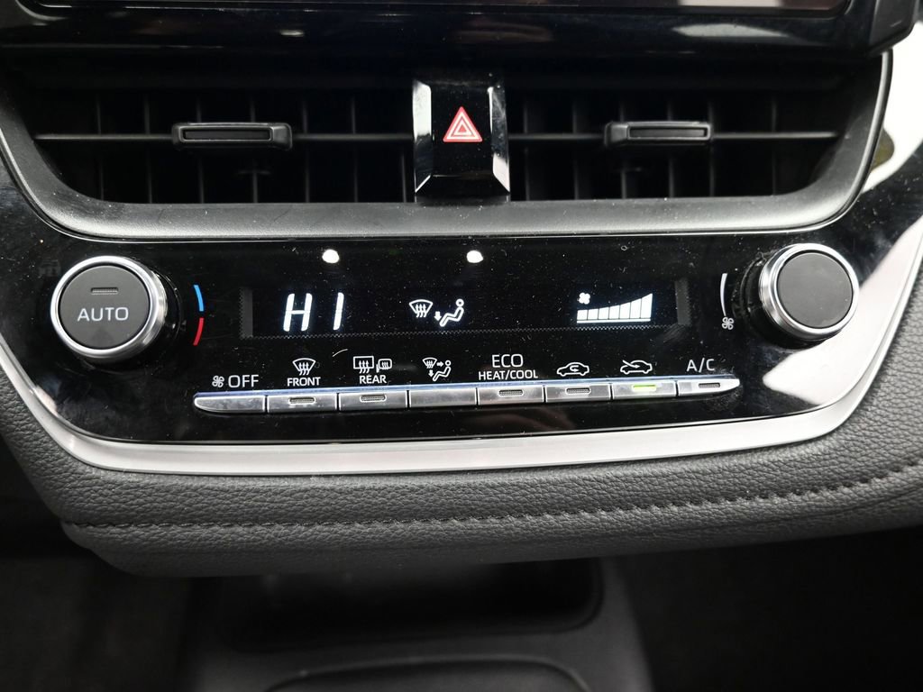 Used 2024 Toyota Corolla SE image 18