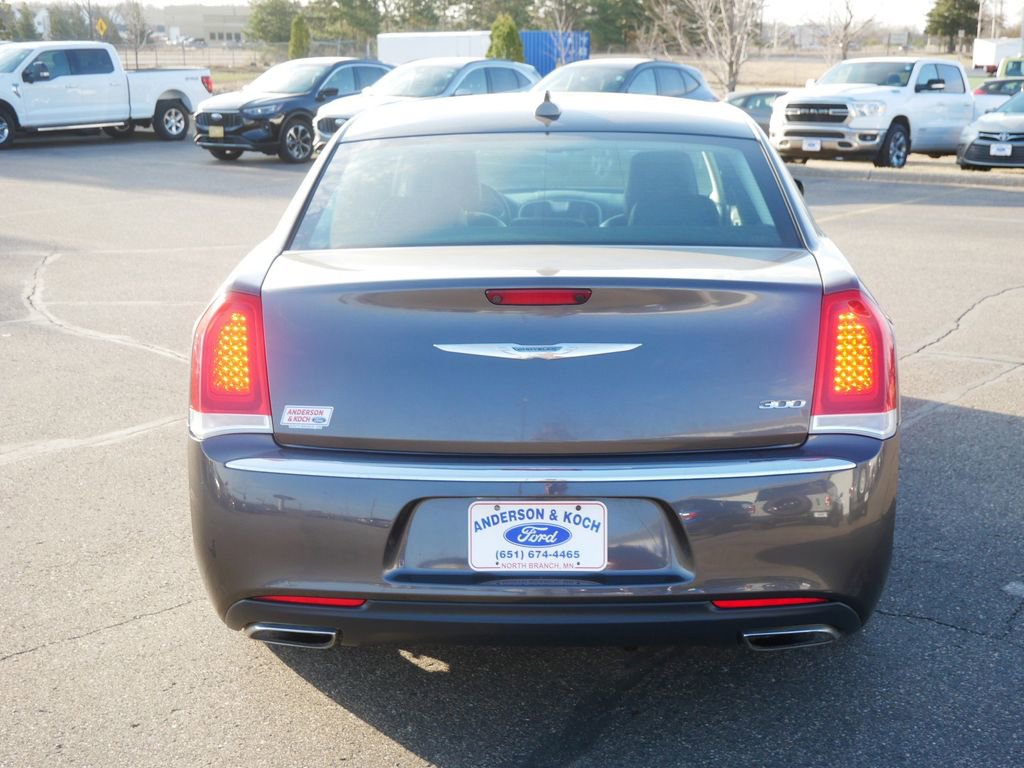 Used 2017 Chrysler 300 Limited AWD/4WD image 6