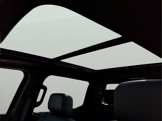 New 2026 Toyota Tundra Platinum AWD/4WD image 17