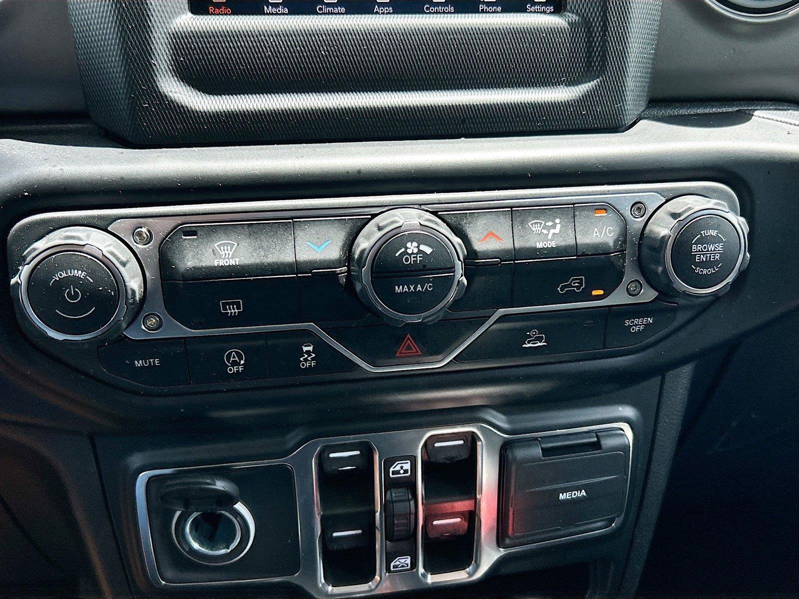 Used 2022 Jeep Wrangler Unlimited Sport AWD/4WD image 31