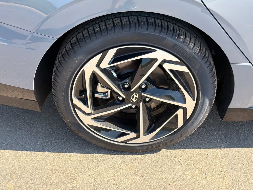 New 2026 Hyundai Sonata SEL FWD image 18