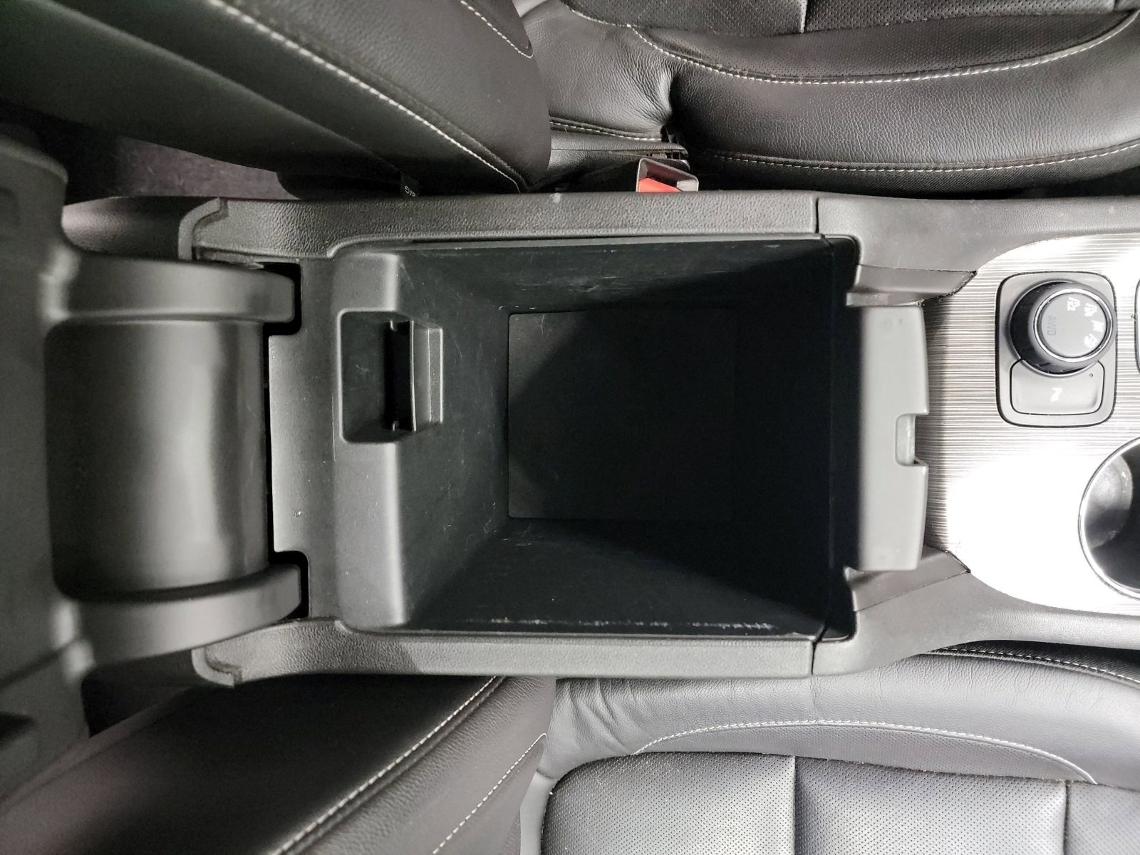 Used 2018 GMC Acadia SLT image 28