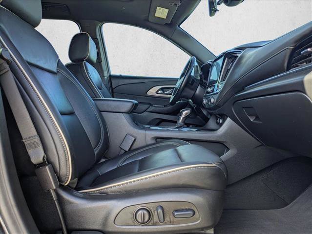 Used 2023 Chevrolet Traverse Premier w/ Redline Edition FWD image 20