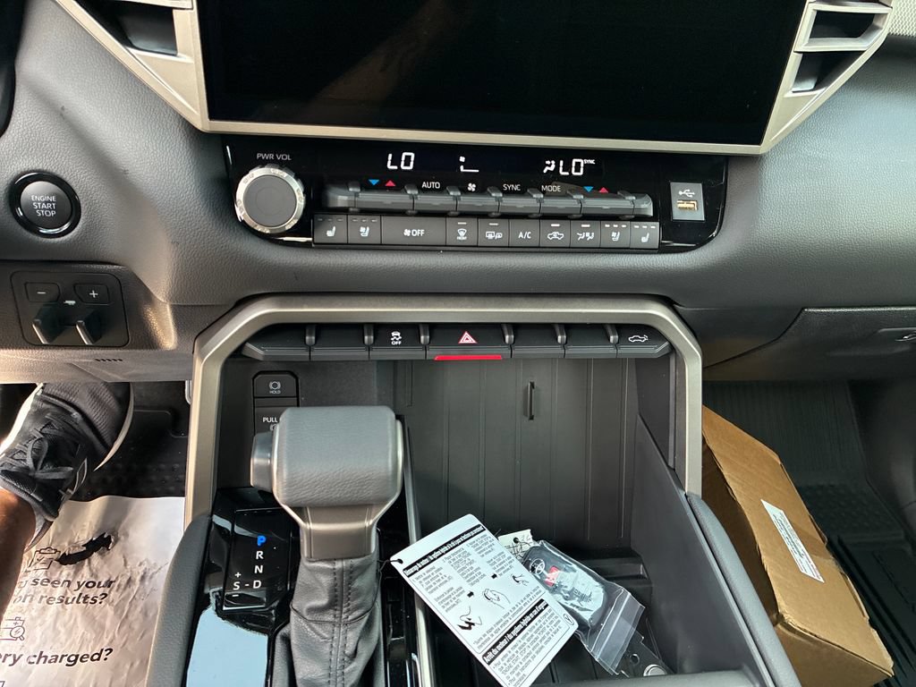 New 2026 Toyota Tundra Limited AWD/4WD image 25