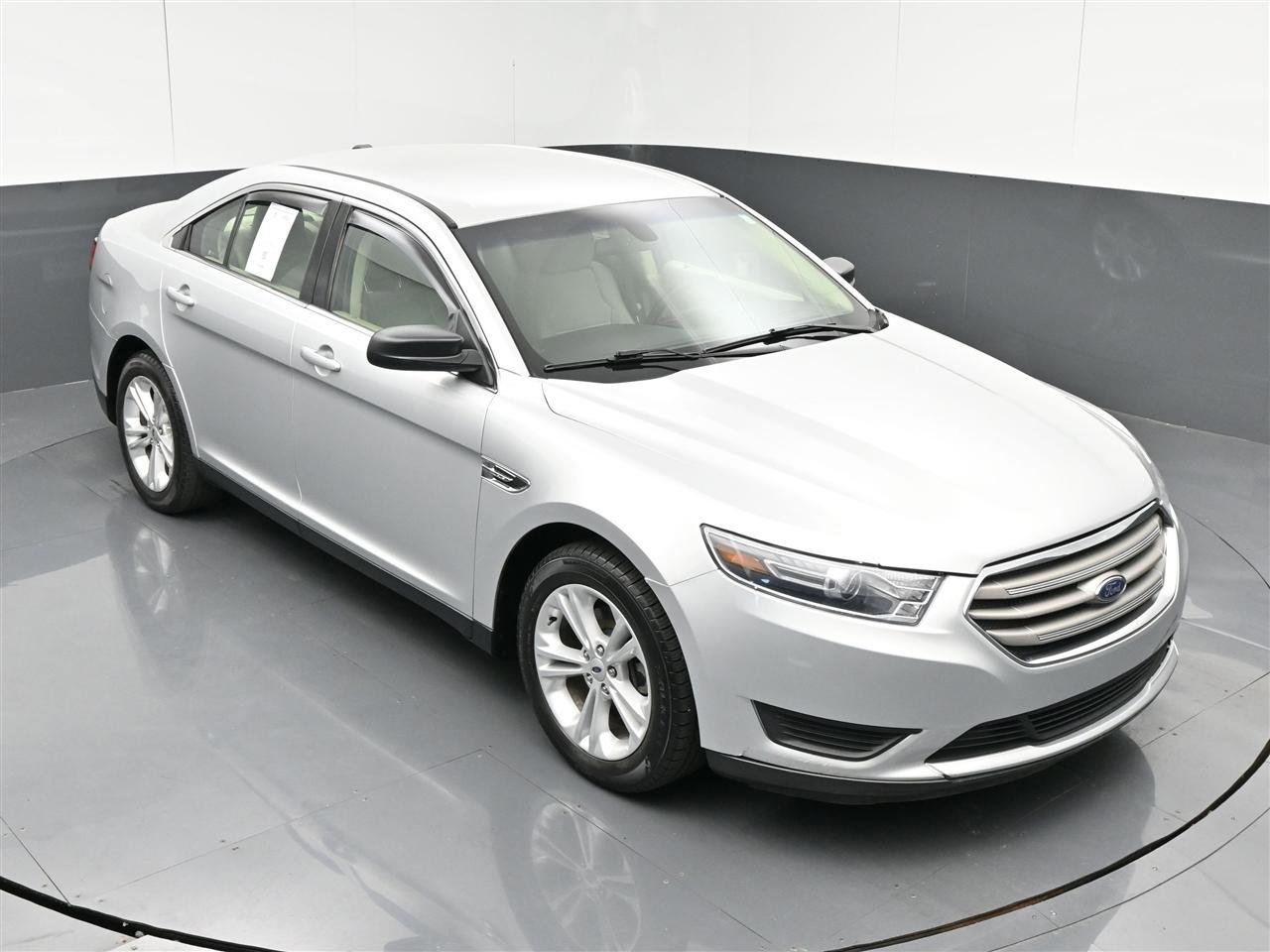 Used 2019 Ford Taurus SE FWD image 23
