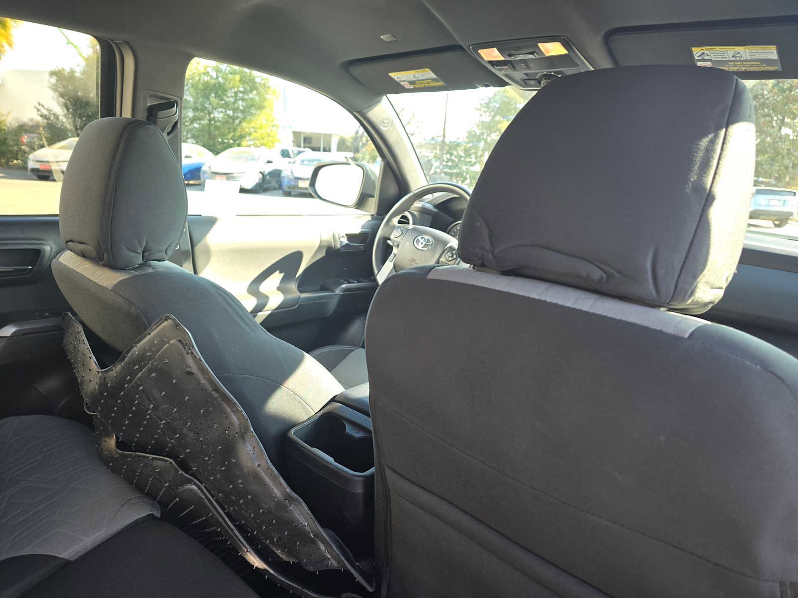 Used 2021 Toyota Tacoma TRD Off-Road image 15