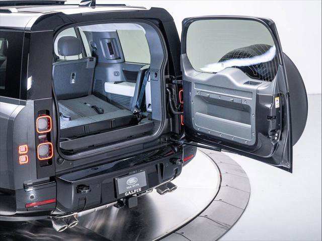 New 2025 Land Rover Defender 130 V8 image 32