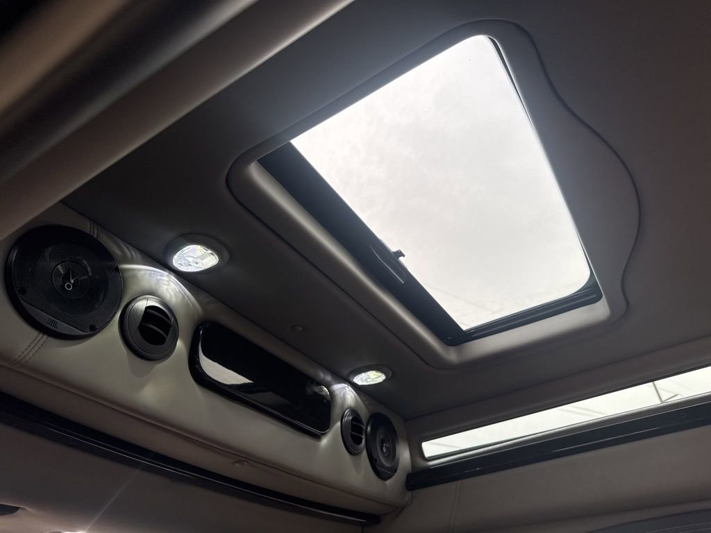 New 2025 GMC Savana 2500 Extended w/ Driver Convenience Package image 51