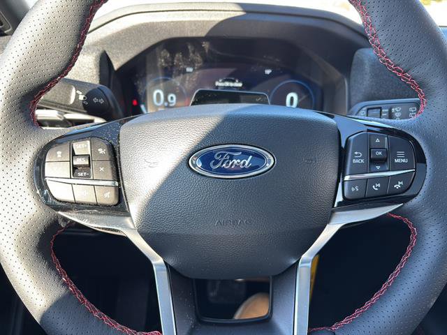 New 2026 Ford Explorer ST-Line w/ ST-Line Street Pack image 25