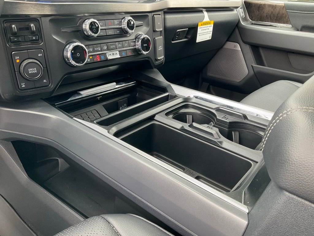 Certified 2025 Ford F350 Lariat w/ Black Appearance Package image 73