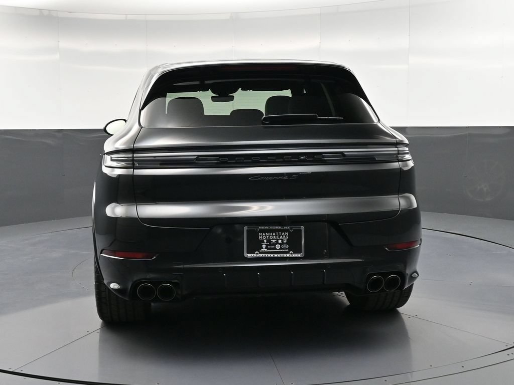 Certified 2025 Porsche Cayenne S AWD/4WD image 7