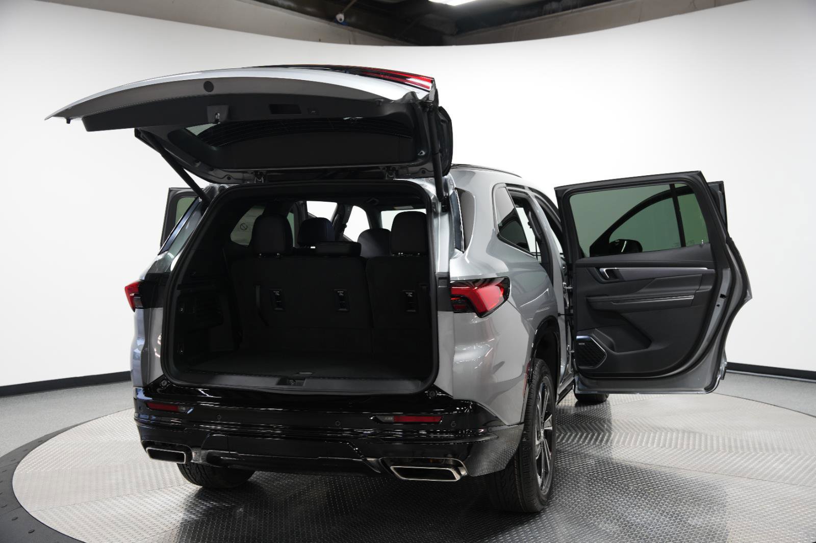 New 2026 Buick Enclave Sport Touring image 12