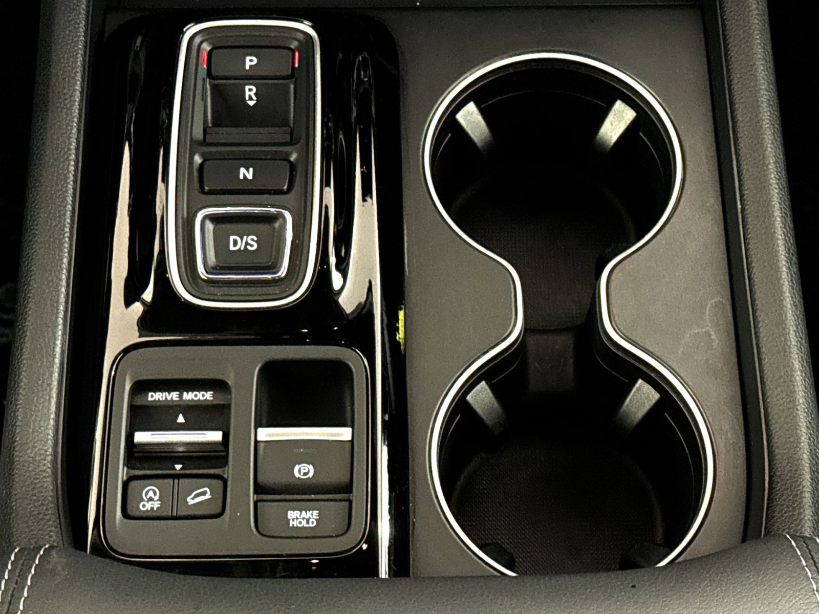 Used 2025 Honda Pilot EX-L image 22