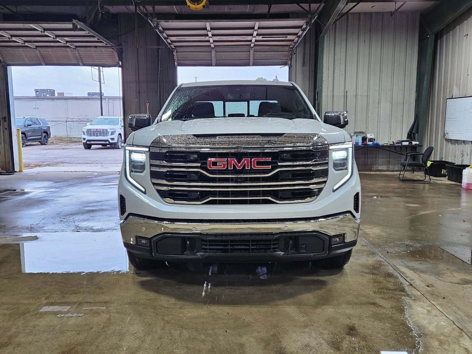 New 2026 GMC Sierra 1500 SLT w/ SLT Convenience Package AWD/4WD image 10