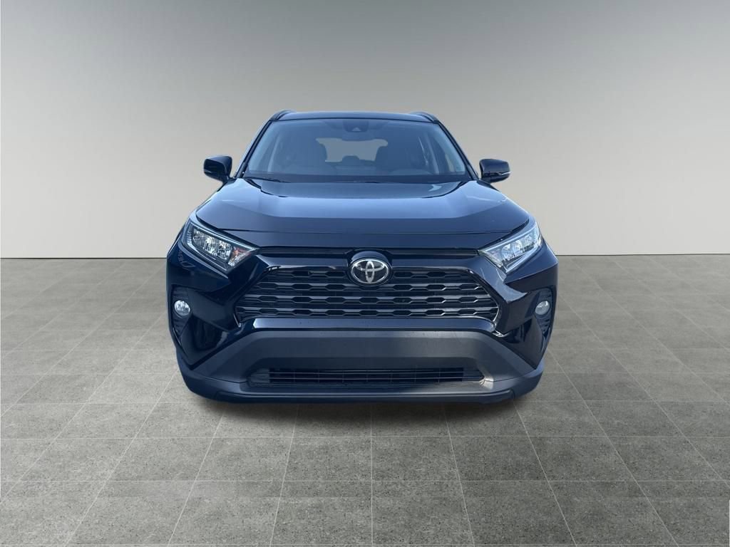 Used 2021 Toyota RAV4 XLE image 9