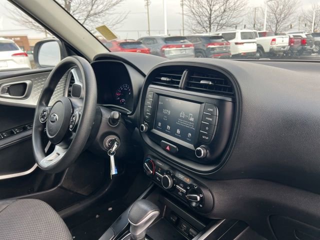 Used 2020 Kia Soul LX image 29