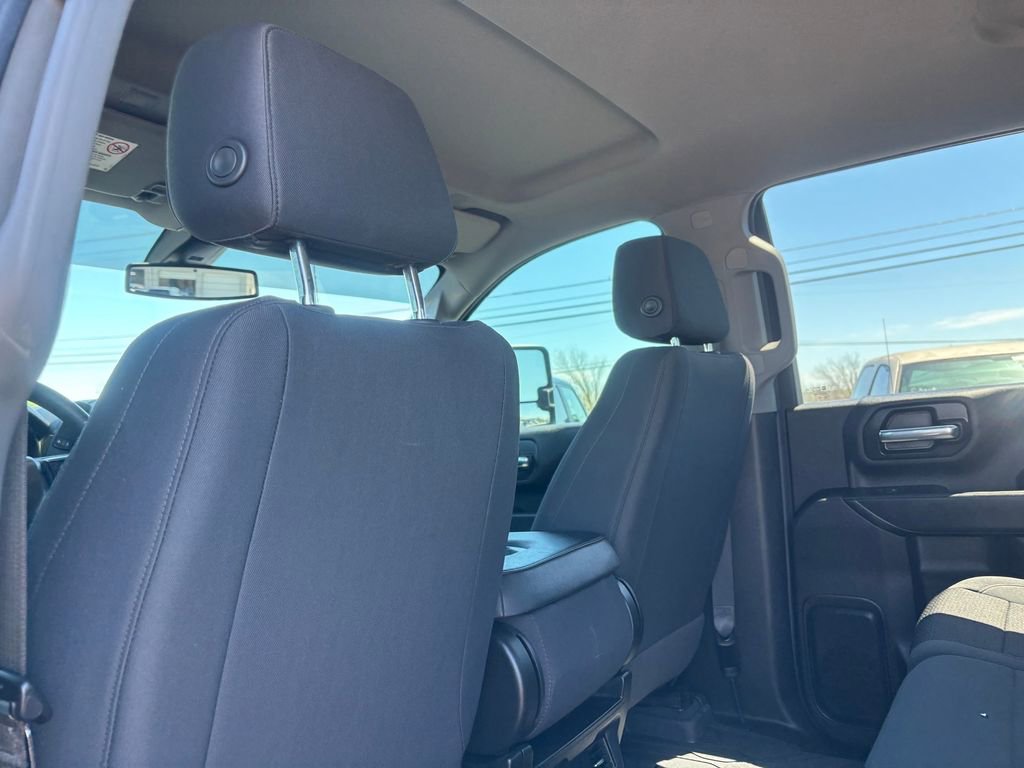 Used 2022 Chevrolet Silverado 2500 Custom w/ Custom Value Package image 22