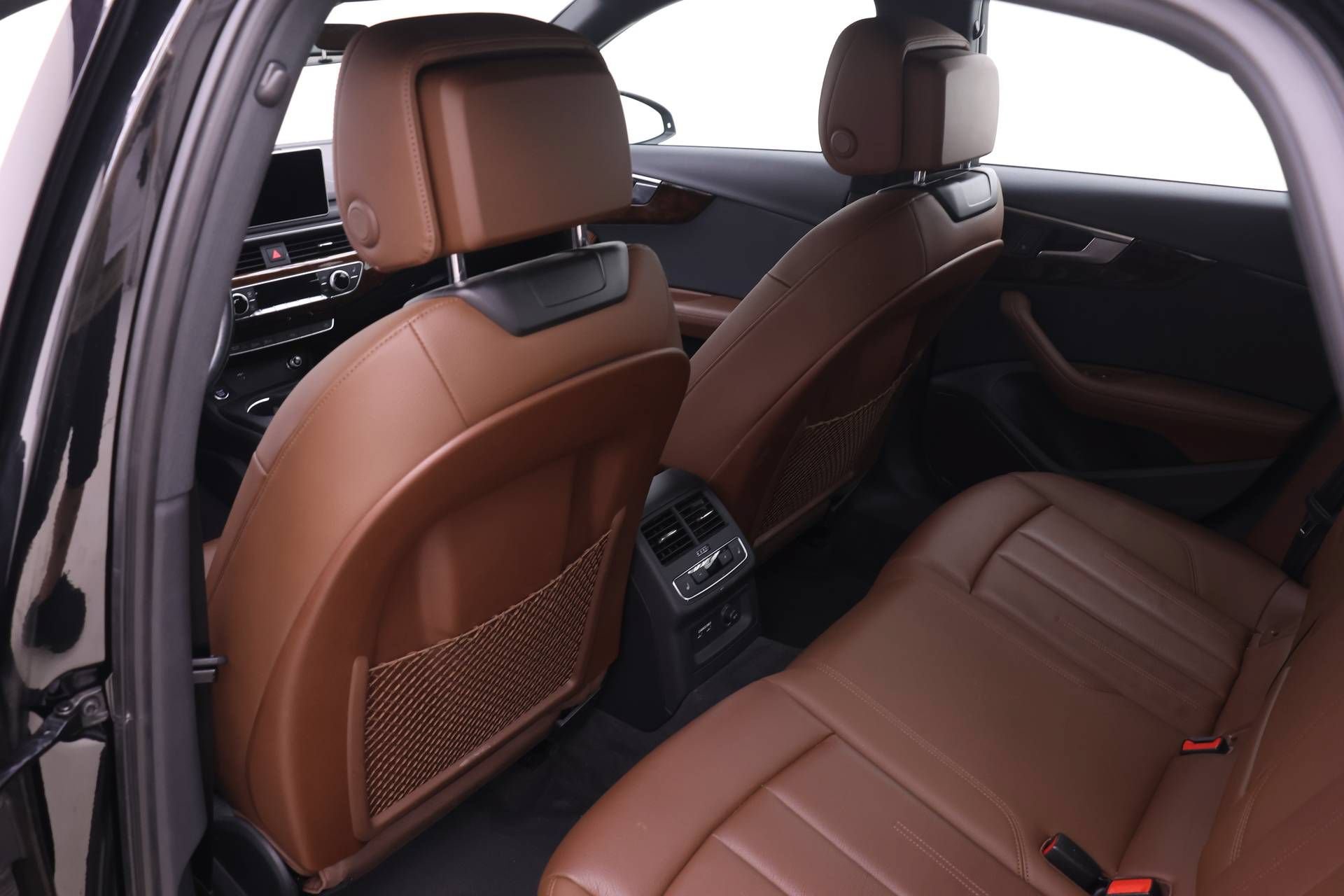 Used 2019 Audi A4 2.0T Premium Plus w/ Premium Plus Package AWD/4WD image 16
