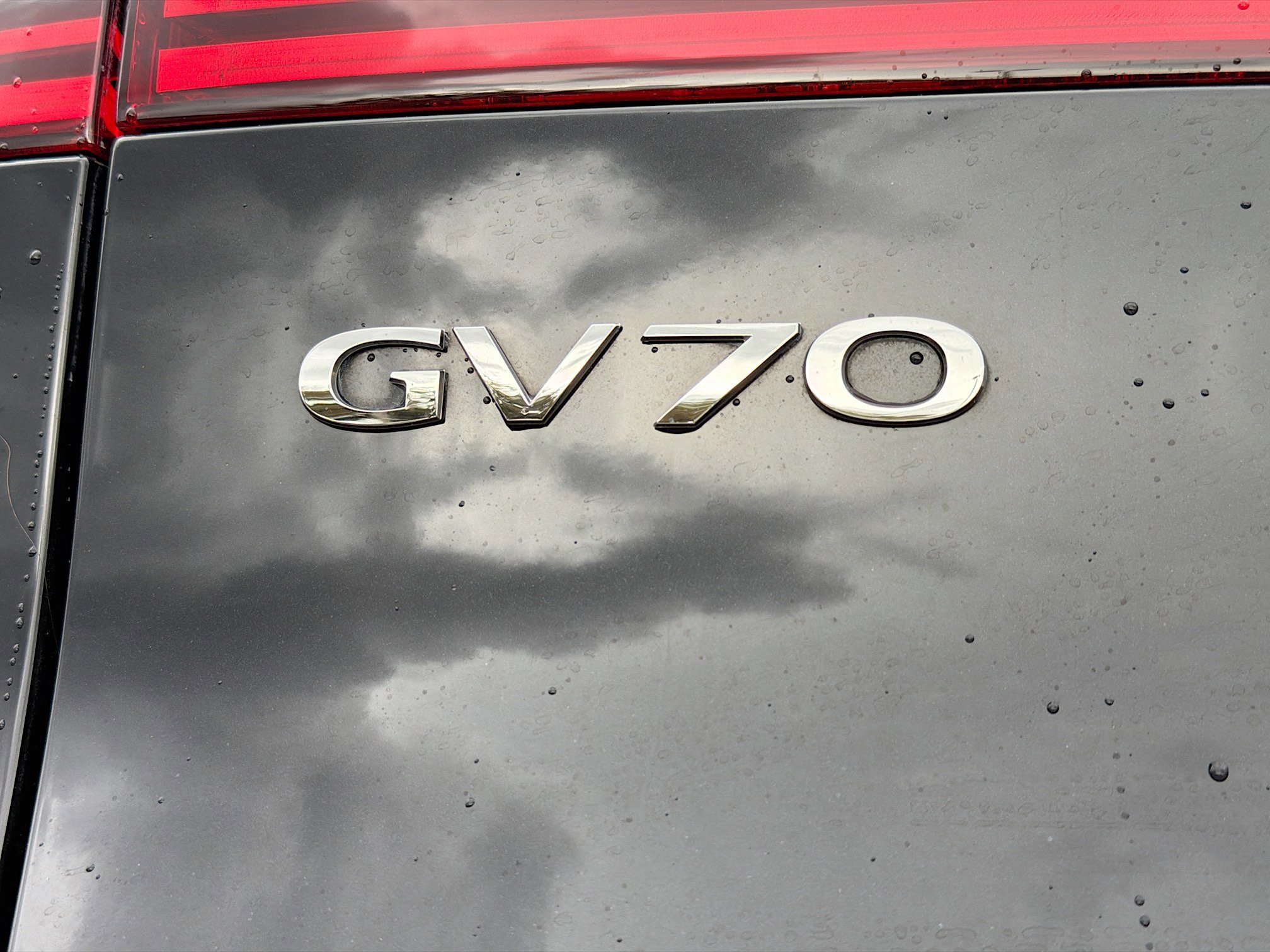 Used 2024 Genesis GV70 2.5T w/ Sport Prestige Package image 11