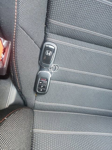 Certified 2025 Honda CR-V Sport image 18