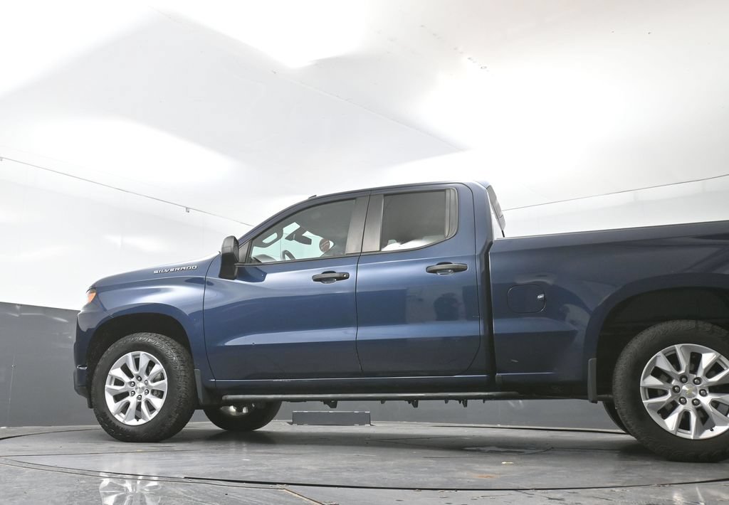 Used 2021 Chevrolet Silverado 1500 Custom AWD/4WD image 52