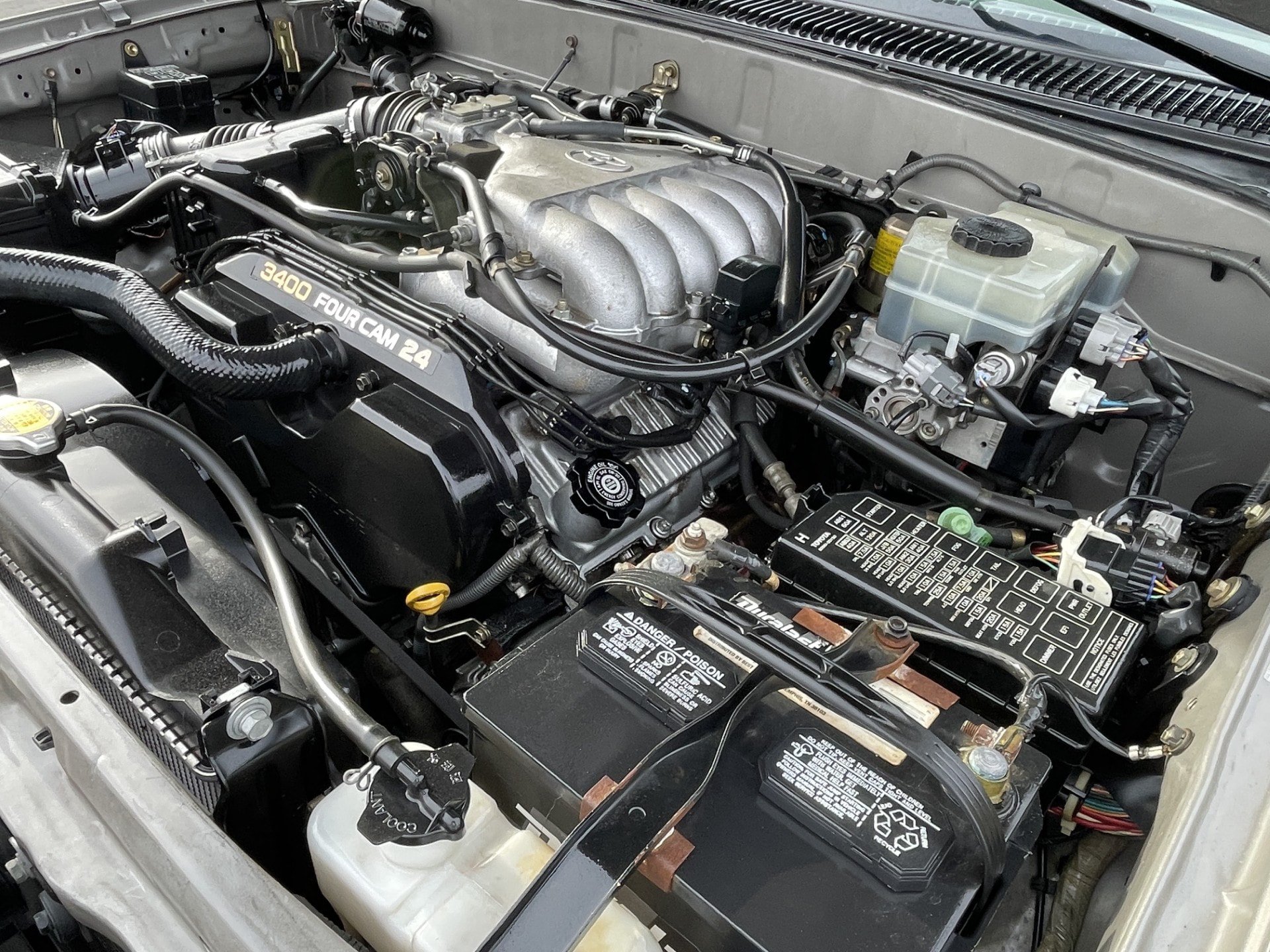 Used 2001 Toyota 4Runner SR5 RWD image 28