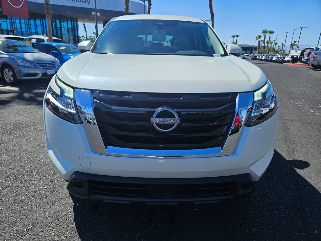Used 2022 Nissan Pathfinder SV w/ Cargo Package FWD video 2