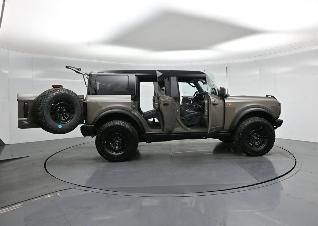 New 2026 Ford Bronco Badlands AWD/4WD image 4