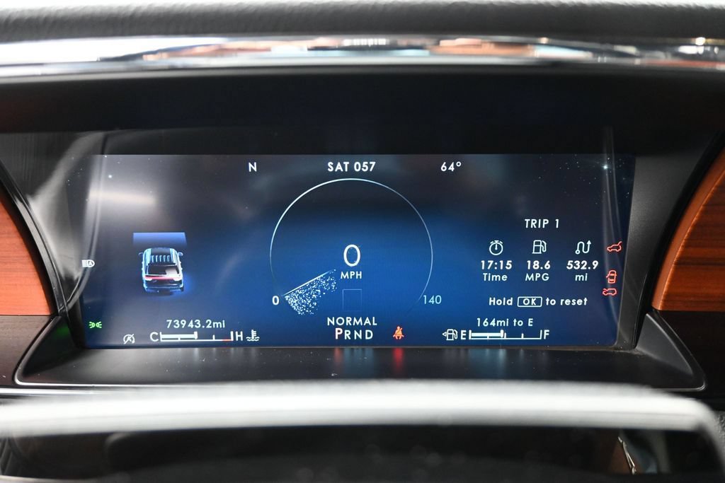 Used 2022 Lincoln Navigator Reserve AWD/4WD image 11