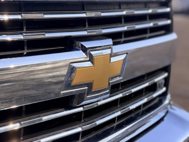 Used 2019 Chevrolet Silverado 2500 LTZ image 29