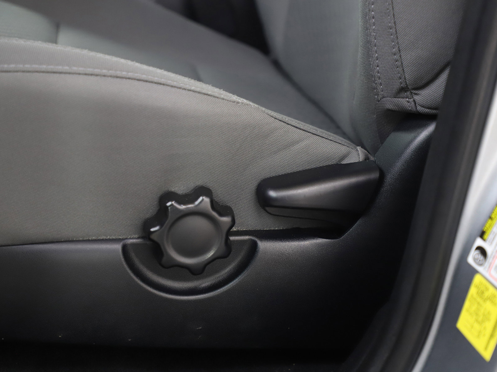 Used 2023 Toyota Tacoma SR image 27