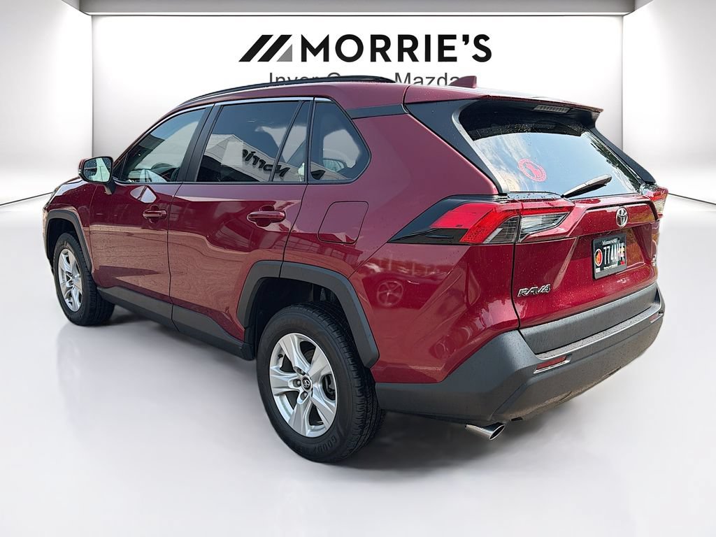 Used 2021 Toyota RAV4 XLE w/ XLE Grade Weather Package AWD/4WD image 7