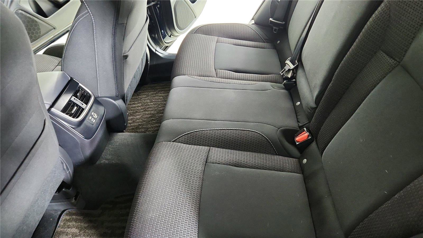 Used 2023 Subaru Outback Premium image 22